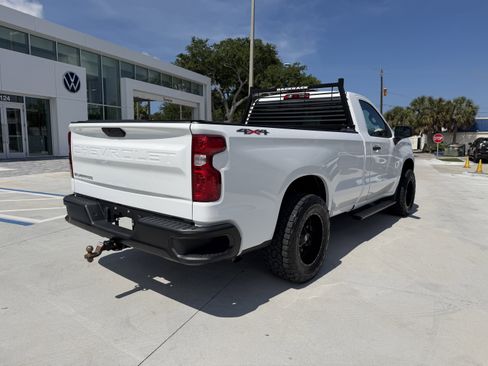 Used 2021 Chevrolet Silverado 1500 W/T w/ WT Value Package AWD/4WD image 3