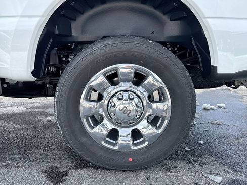 New 2025 Ford F250 King Ranch w/ Chrome Package image 28