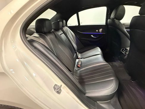 Used 2017 Mercedes-Benz E 300 4MATIC image 14