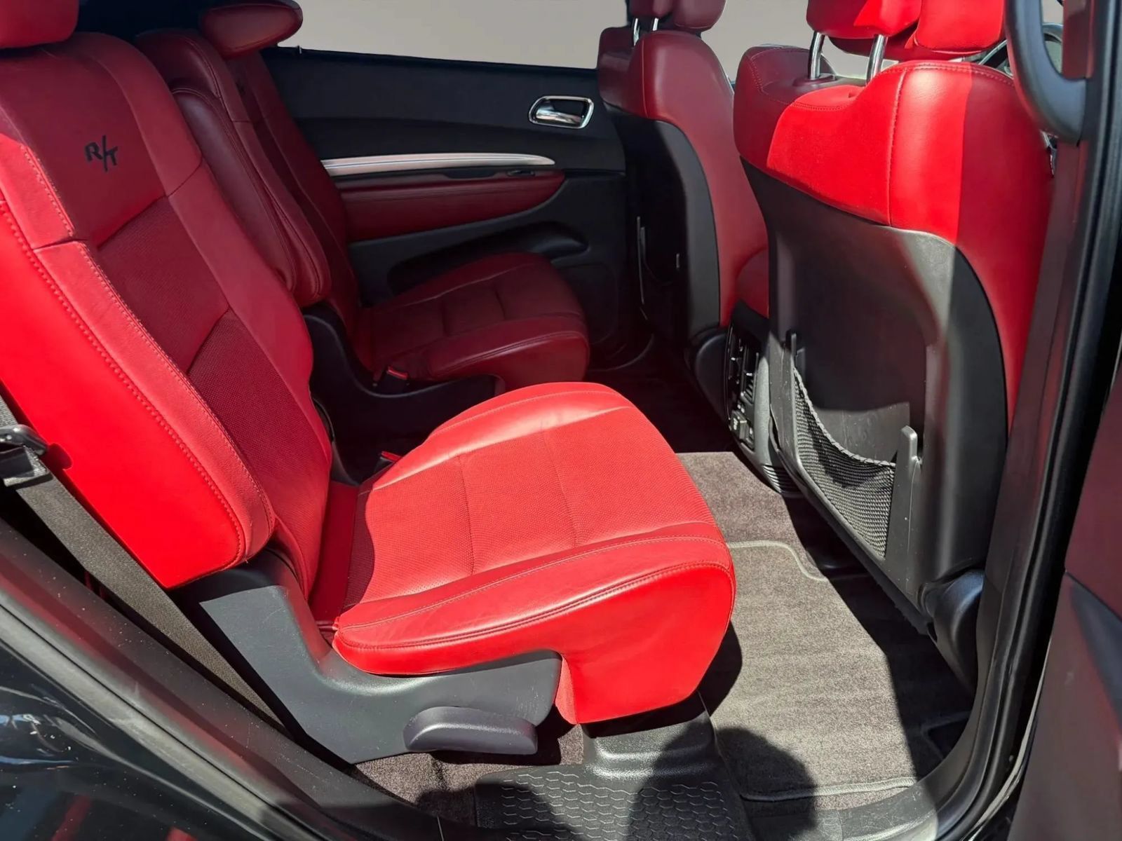 Used 2017 Dodge Durango R/T w/ Blacktop Package AWD/4WD image 33