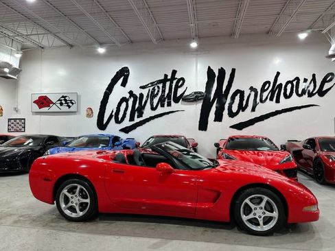 Used 2000 Chevrolet Corvette Convertible w/ Performance Handling Pkg image 10