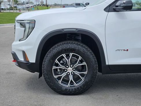 New 2026 GMC Acadia AT4 w/ Luxury Package AWD/4WD image 6