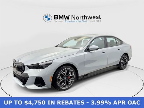 Used 2026 BMW i5 eDrive40 w/ M Sport Package RWD image 1