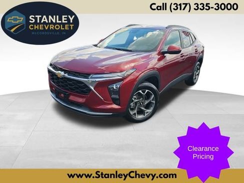 Used 2024 Chevrolet Trax LT w/ LT Convenience Package image 1