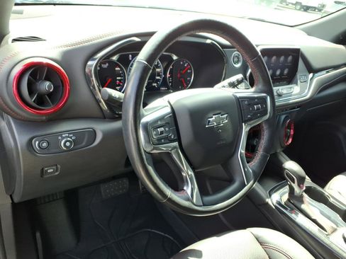 Used 2020 Chevrolet Blazer RS w/ LPO, Floor Liner Package FWD image 8