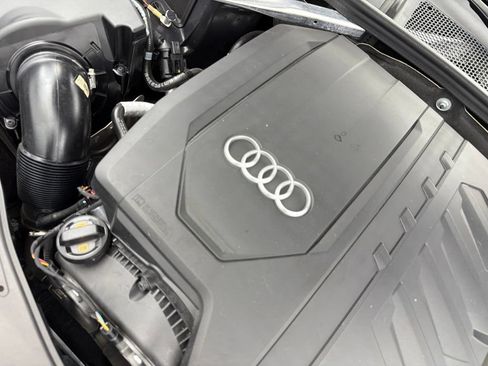 Used 2022 Audi A4 2.0T Premium Plus w/ Premium Plus Package AWD/4WD image 32