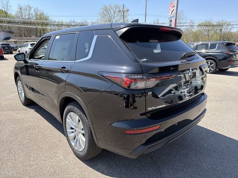 New 2026 Mitsubishi Outlander ES AWD/4WD image 6
