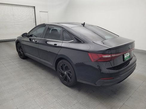 Used 2025 Volkswagen Jetta SE FWD image 5