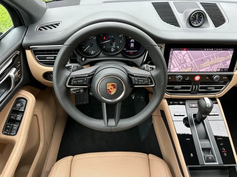 New 2026 Porsche Macan image 15