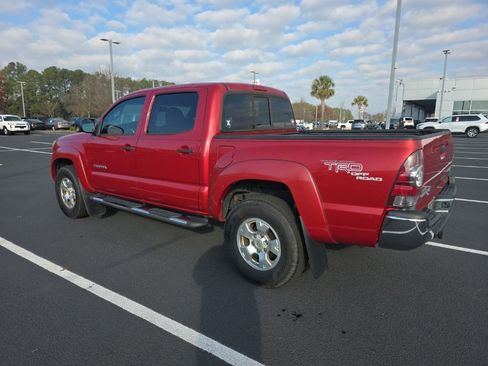 Used 2011 Toyota Tacoma PreRunner image 4