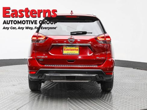 Used 2020 Nissan Rogue SL w/ Premium Package image 6