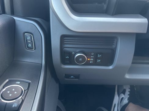 Used 2025 Ford F250 XL w/ FX4 Off-Road Package AWD/4WD image 21