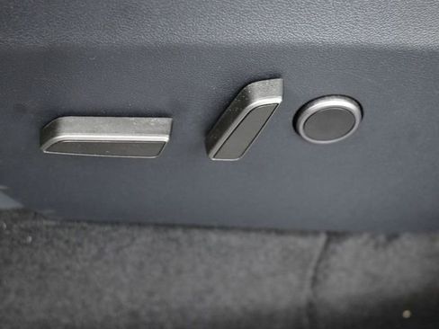 Used 2024 Tesla Model Y Performance AWD/4WD image 12