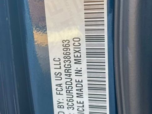 Used 2024 RAM 2500 Big Horn w/ Level 2 Equipment Group image 36