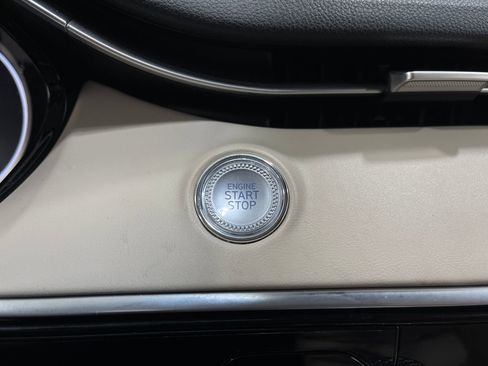 Used 2022 Genesis GV70 2.5T w/ Select Package image 20