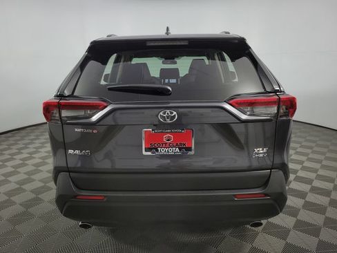 Used 2025 Toyota RAV4 XLE AWD/4WD image 7