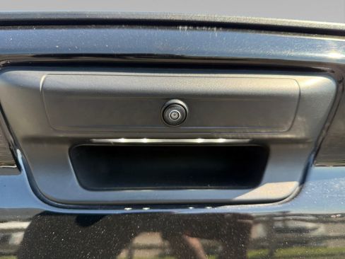 Used 2025 RAM 1500 Big Horn AWD/4WD image 16