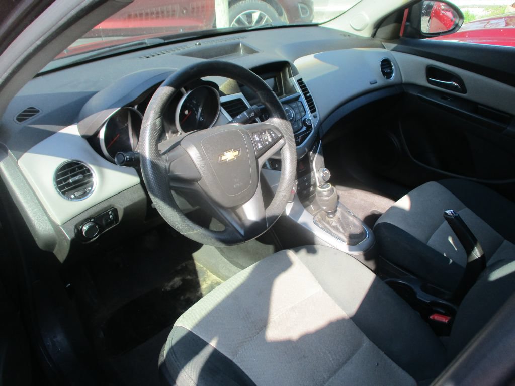 Used 2012 Chevrolet Cruze LS w/ Connectivity Package FWD image 10