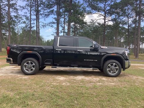 New 2026 GMC Sierra 2500 SLT w/ SLT Premium Package AWD/4WD image 5