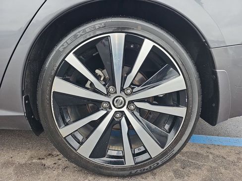 Used 2019 Nissan Altima 2.5 SR w/ SR Premium Package FWD image 36