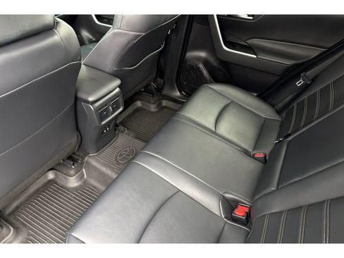 Used 2020 Toyota RAV4 XLE Premium AWD/4WD image 13