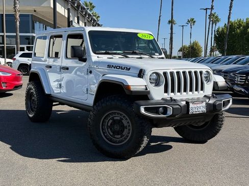 Used 2021 Jeep Wrangler Unlimited Sahara AWD/4WD image 1