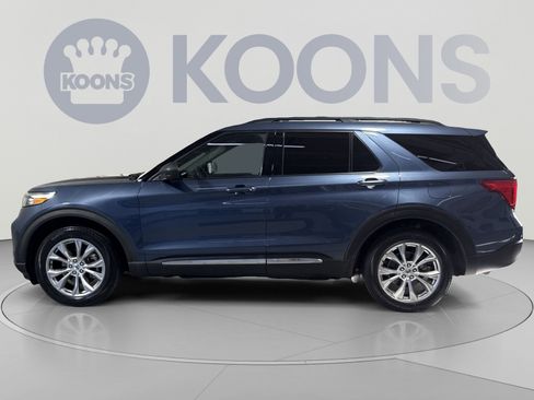 Used 2020 Ford Explorer XLT w/ Equipment Group 202A AWD/4WD image 7