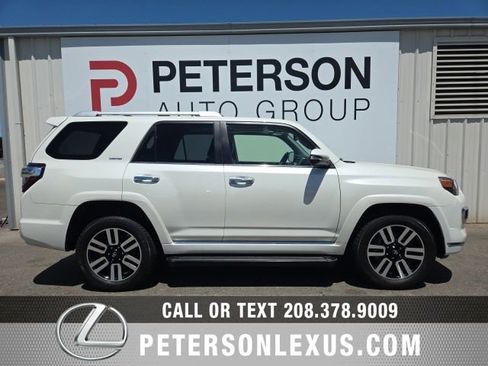 Used 2023 Toyota 4Runner Limited AWD/4WD image 3