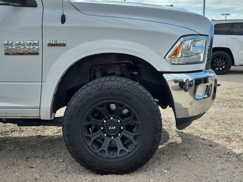 Used 2018 RAM 2500 Laramie w/ Convenience Group AWD/4WD image 5