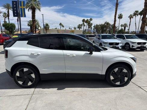 New 2026 Volvo EX30 Ultra w/ Protection Package Premier image 8