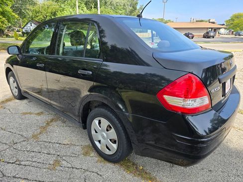 Used 2009 Nissan Versa Sedan FWD image 5