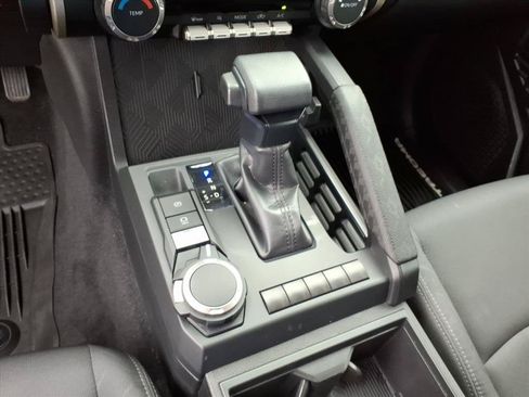 Used 2024 Toyota Tacoma SR AWD/4WD image 34
