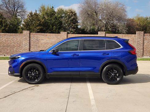 Certified 2025 Honda CR-V Sport image 5