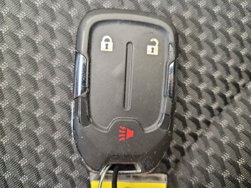 Used 2024 GMC Terrain SLE AWD/4WD image 32