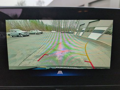 Used 2025 Chevrolet Trax RS w/ Sunroof Package image 14