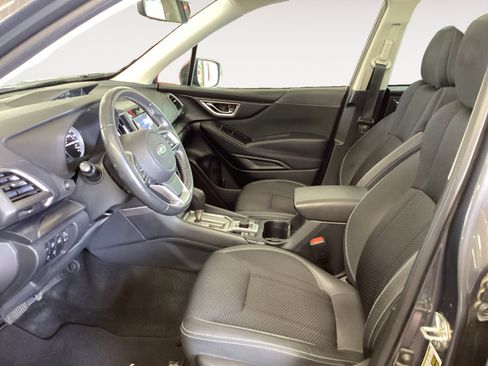 Used 2022 Subaru Forester Premium w/ Popular Package #3 AWD/4WD image 9