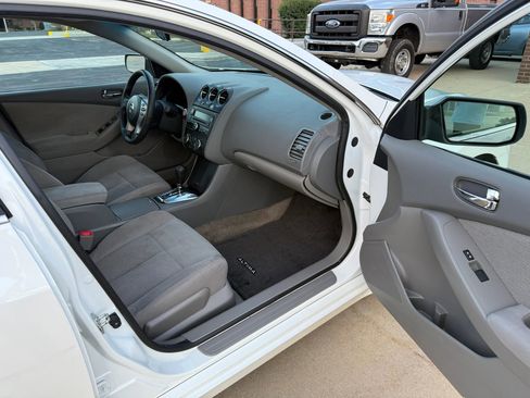 Used 2012 Nissan Altima 2.5 S image 16