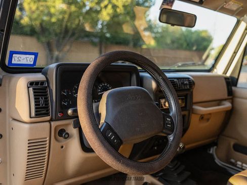 Used 2000 Jeep Wrangler Sahara AWD/4WD image 45