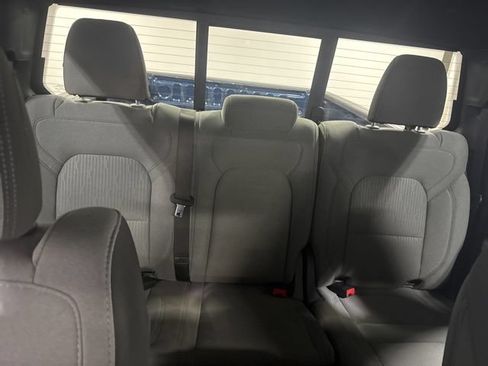 Used 2023 RAM 1500 Big Horn AWD/4WD image 16