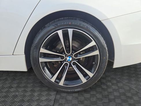 Used 2018 BMW 330e image 36