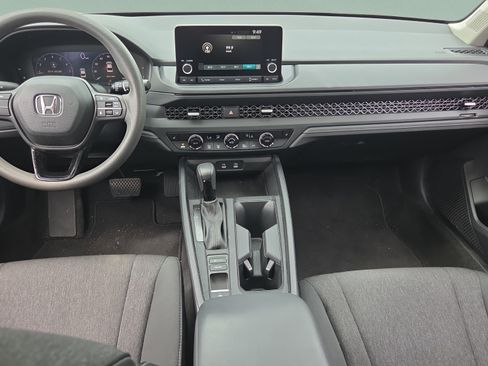 Certified 2023 Honda Accord EX image 13
