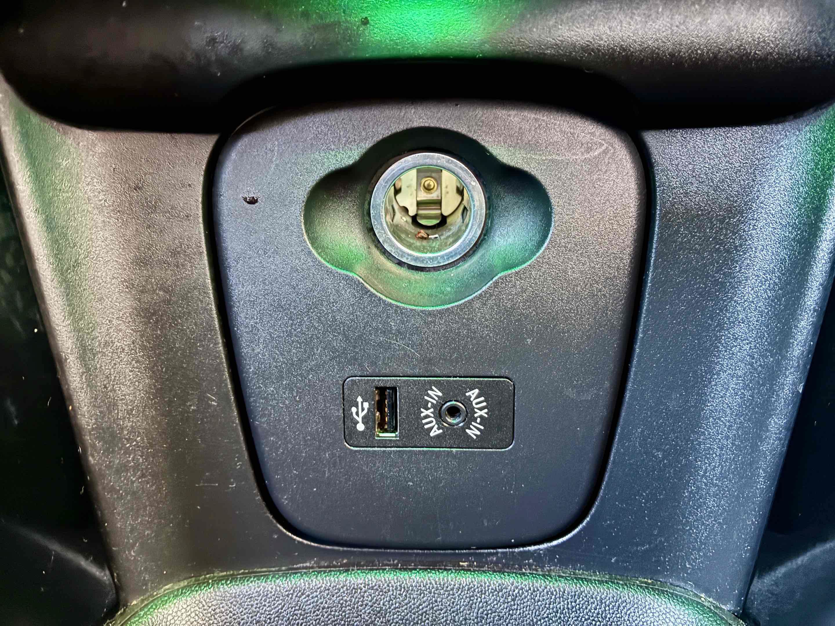Used 2015 MINI Cooper S FWD image 24