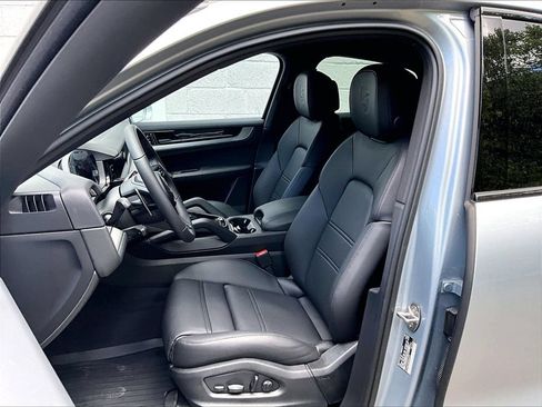 Used 2026 Porsche Cayenne Coupe AWD/4WD image 5