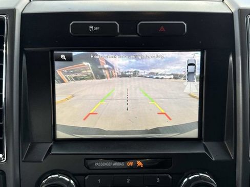 Used 2015 Ford F150 XLT w/ Equipment Group 302A Luxury image 30