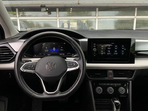 Used 2025 Volkswagen Taos S image 11