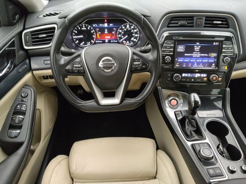 Used 2019 Nissan Maxima Platinum image 22