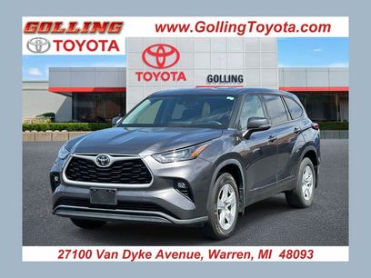 Used 2022 Toyota Highlander LE