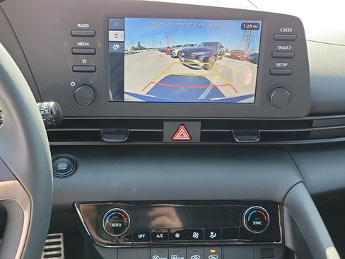 Used 2026 Hyundai Elantra Sport FWD image 15