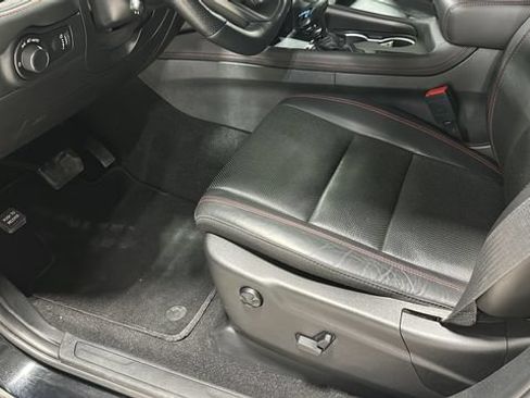 Used 2024 Dodge Durango GT AWD/4WD image 7