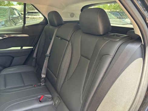 Used 2024 Buick Envision Preferred AWD/4WD image 38
